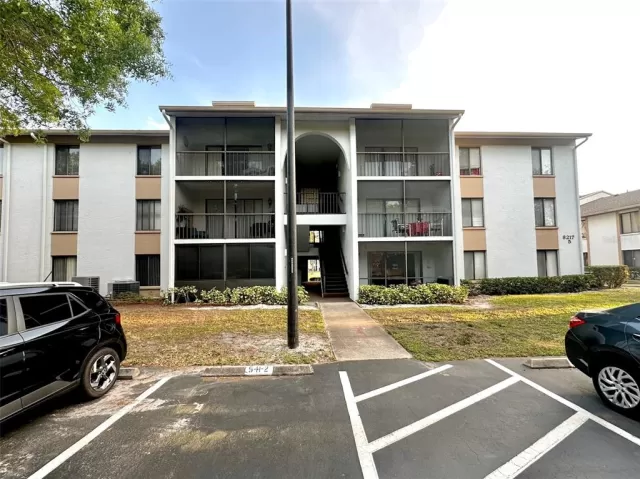 MLS: O6187649 Condo For Sale