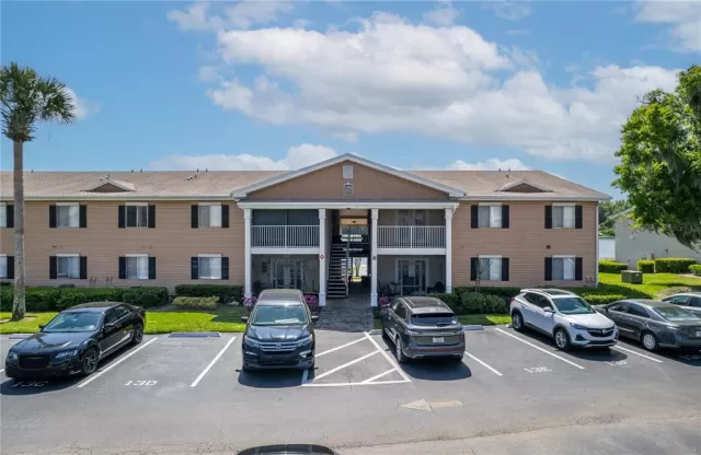 MLS: O6187763 Condo For Sale