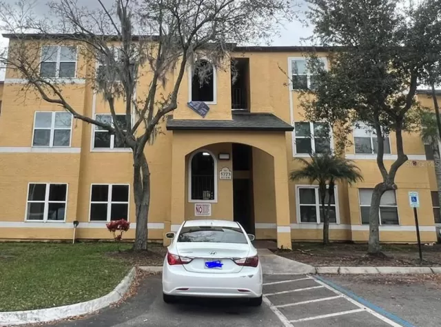 MLS: O6188850 Condo For Sale