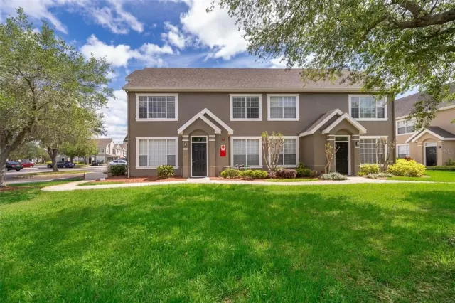 MLS: O6189109 Condo For Sale