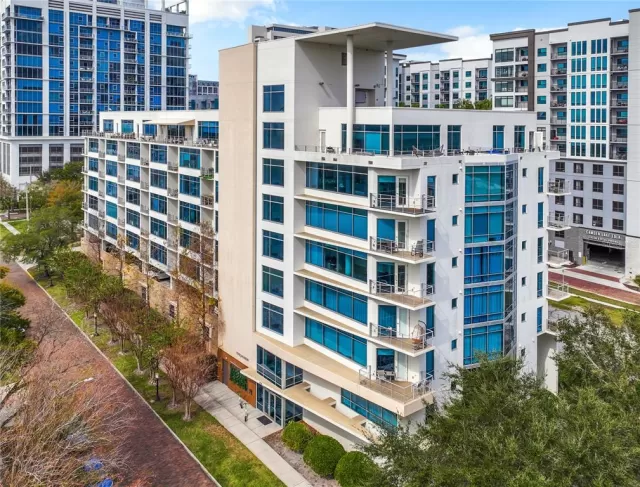 MLS: O6189590 Condo For Sale