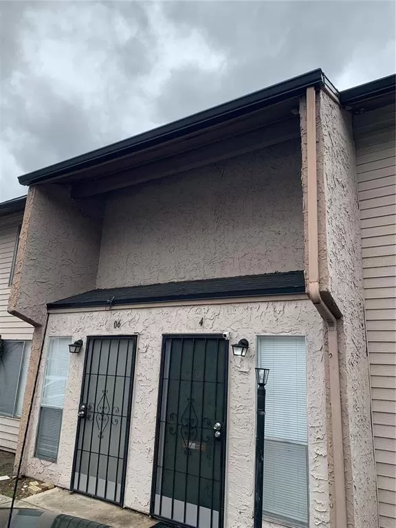 MLS: O6189757 Condo For Sale