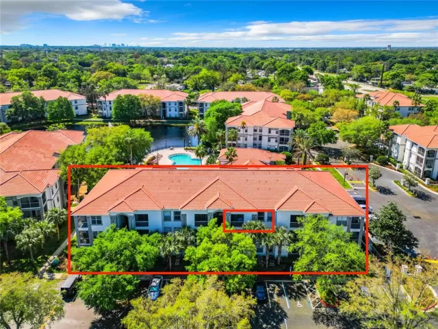 MLS: O6189784 Condo For Sale