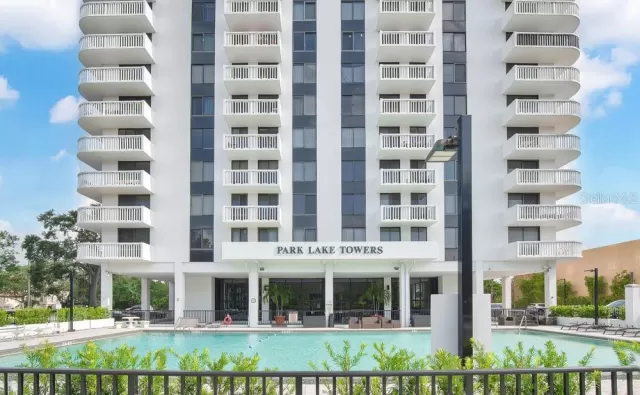 MLS: O6189927 Condo For Sale