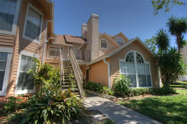 MLS: O6191113 Condo For Sale