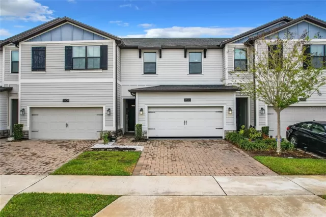 MLS: O6191198 Condo For Sale