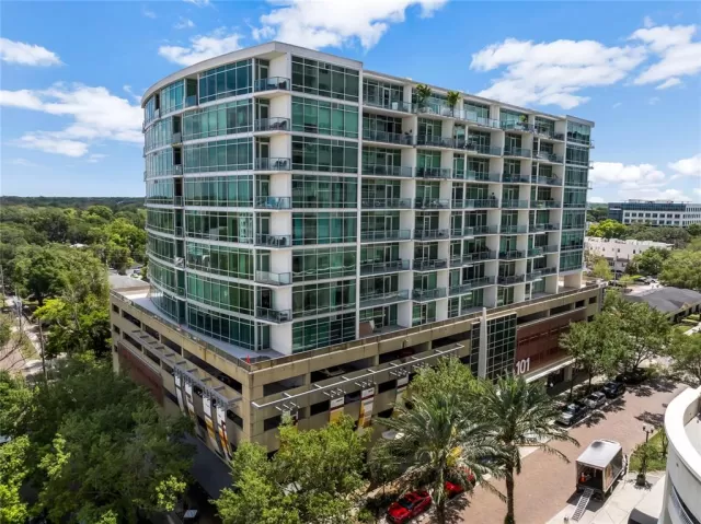 MLS: O6191204 Condo For Sale