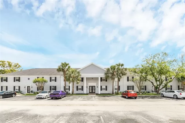 MLS: O6191967 Condo For Sale