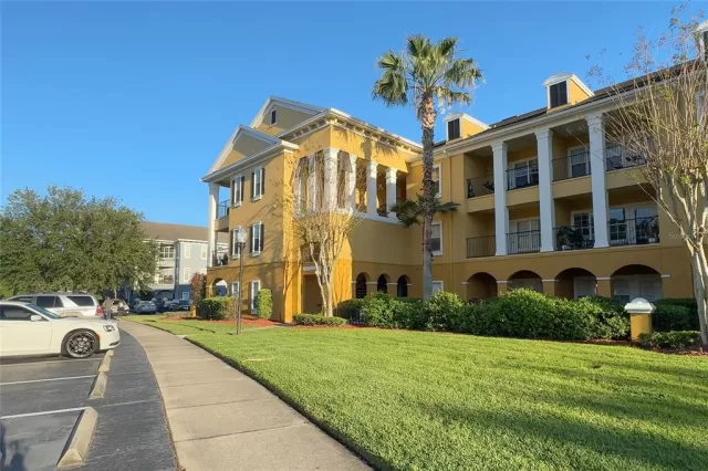 MLS: O6192883 Condo For Sale