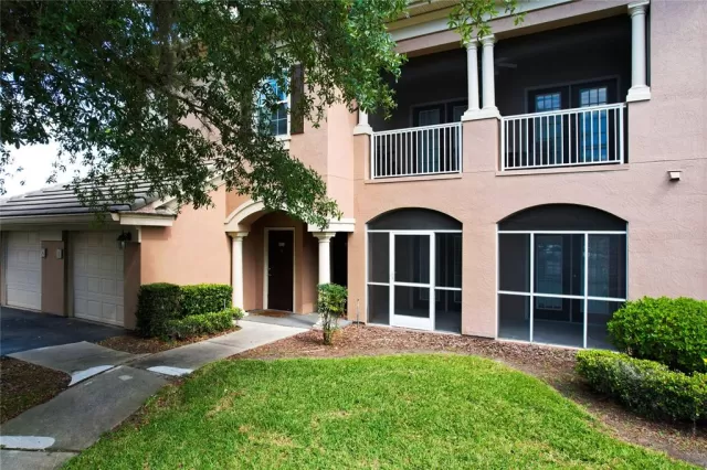 MLS: O6193262 Condo For Sale