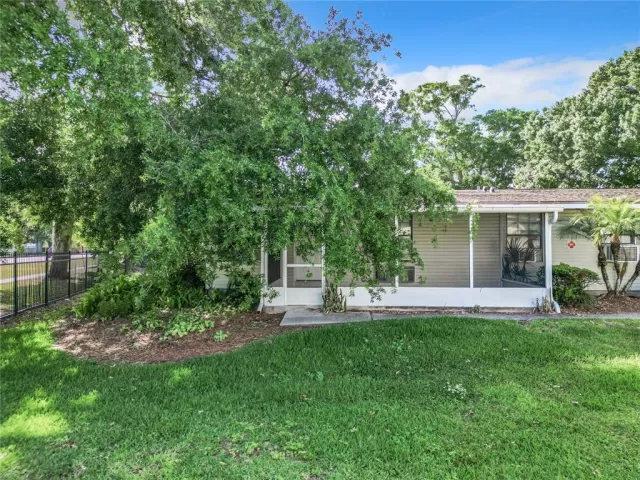 MLS: O6193640 Condo For Sale