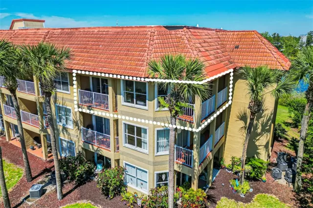 MLS: O6193662 Condo For Sale