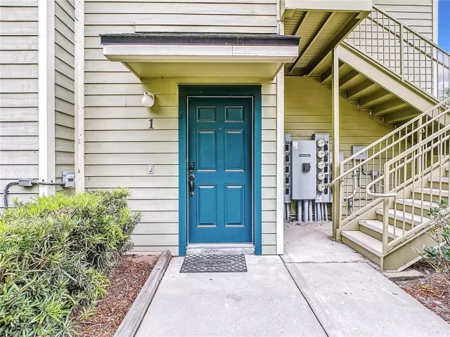 MLS: O6194180 Condo For Sale