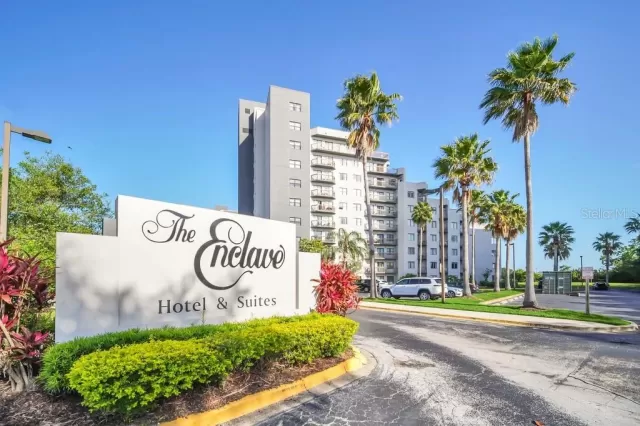 MLS: O6194229 Condo For Sale