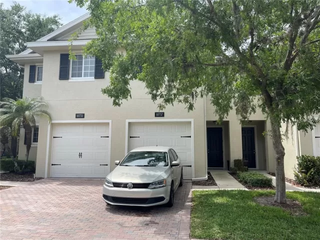 MLS: O6194707 Condo For Sale