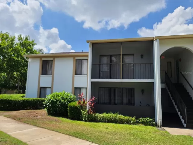 MLS: O6195053 Condo For Sale
