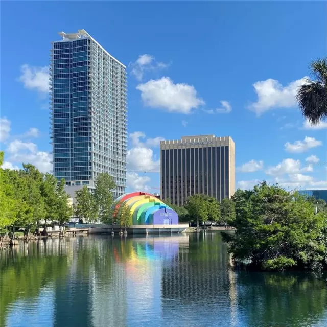 MLS: O6195632 Condo For Sale