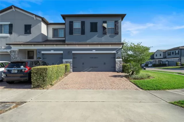 MLS: O6195688 Condo For Sale