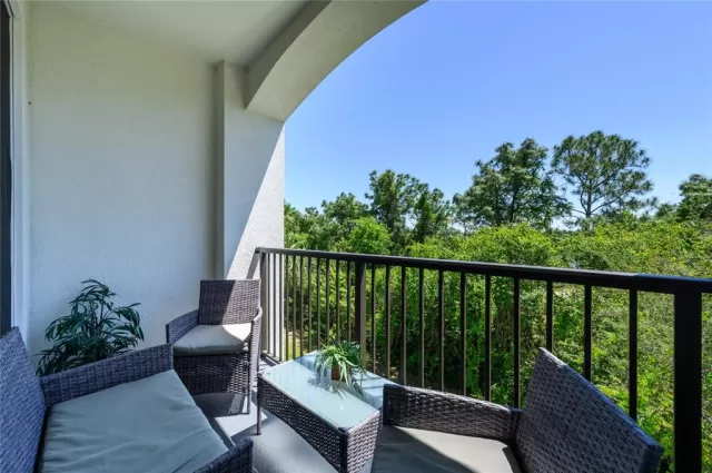 MLS: O6195775 Condo For Sale