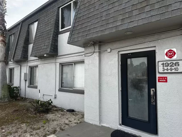 MLS: O6195862 Condo For Sale