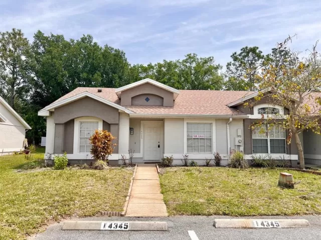 MLS: O6195975 Condo For Sale