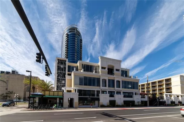 MLS: O6196184 Condo For Sale