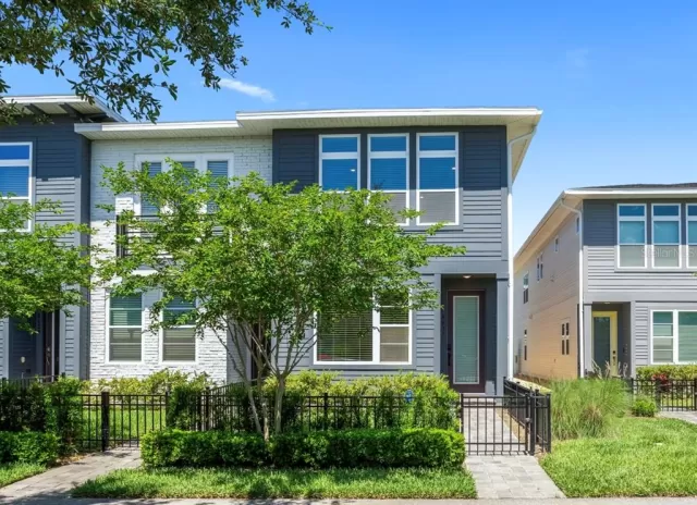 MLS: O6196657 Condo For Sale