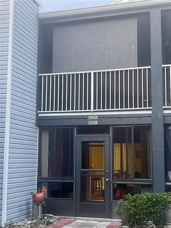 MLS: O6197294 Condo For Sale