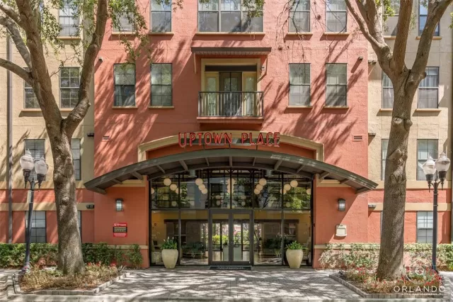 MLS: O6197494 Condo For Sale