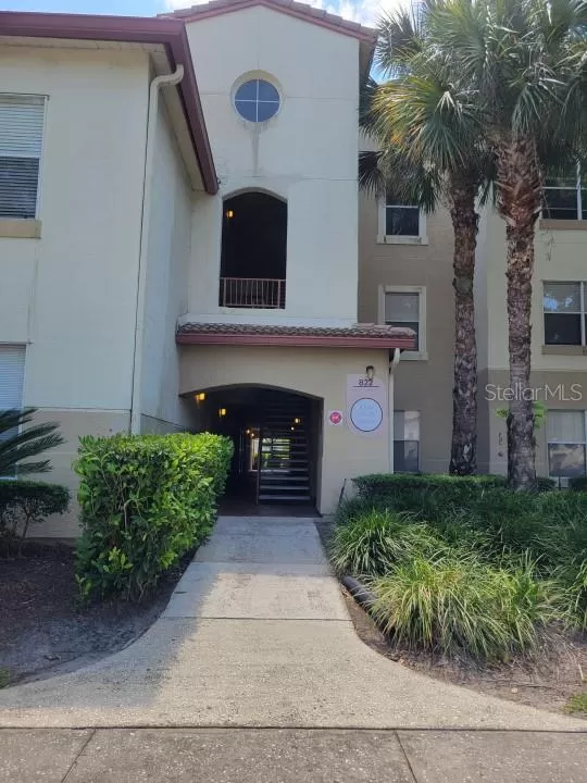 MLS: O6198211 Condo For Sale