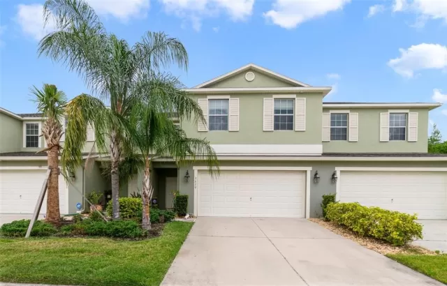 MLS: O6198410 Condo For Sale