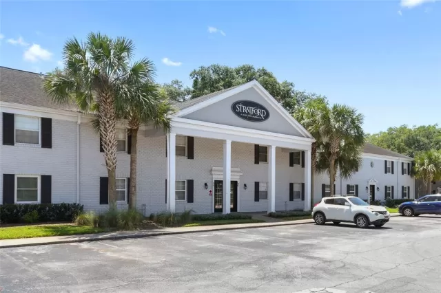 MLS: O6198492 Condo For Sale