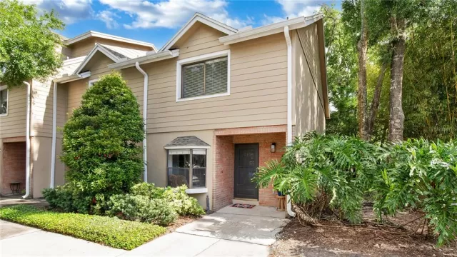 MLS: O6198616 Condo For Sale