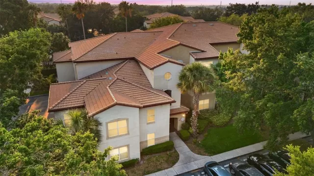 MLS: O6199187 Condo For Sale