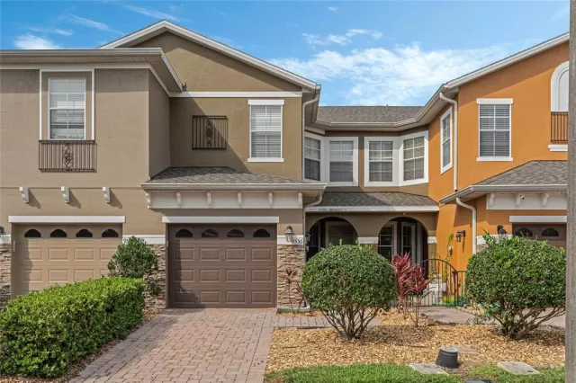 MLS: O6200220 Condo For Sale