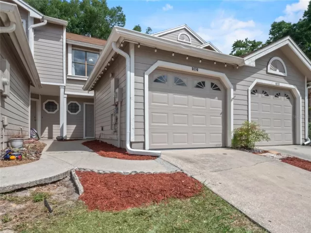 MLS: O6200467 Condo For Sale