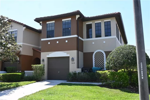 MLS: O6201039 Condo For Sale