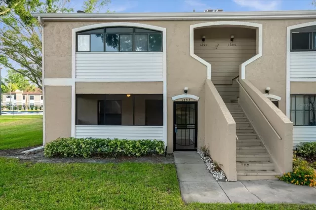 MLS: O6202001 Condo For Sale