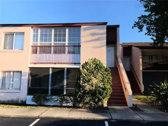 MLS: O6202278 Condo For Sale