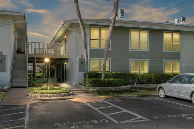 MLS: O6202805 Condo For Sale