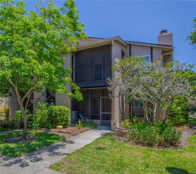 MLS: O6202876 Condo For Sale