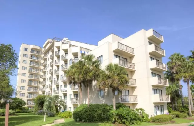 MLS: O6202890 Condo For Sale