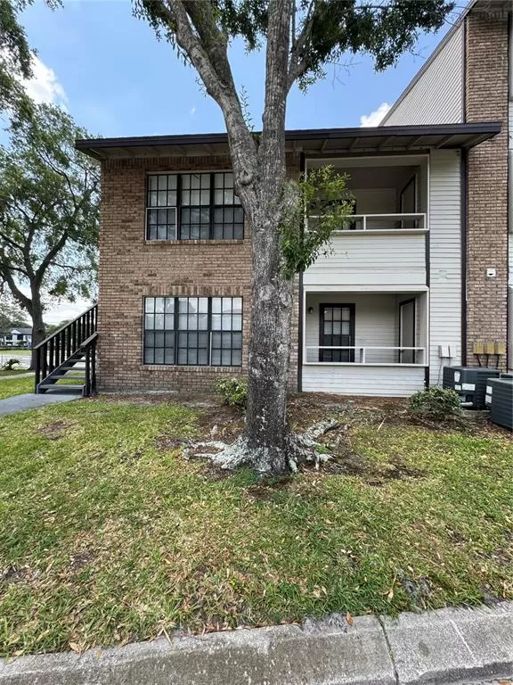 MLS: O6203371 Condo For Sale