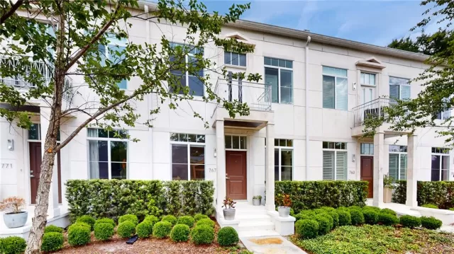 MLS: O6203609 Condo For Sale