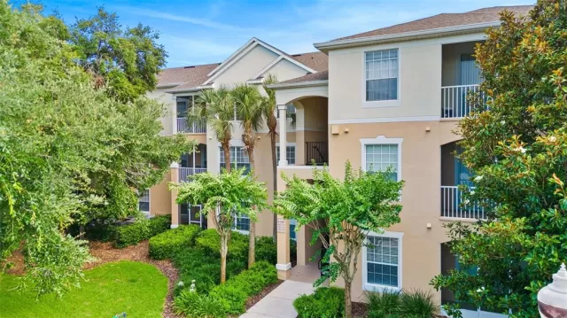 MLS: O6203619 Condo For Sale