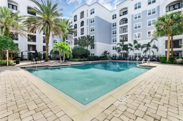 MLS: O6203974 Condo For Sale