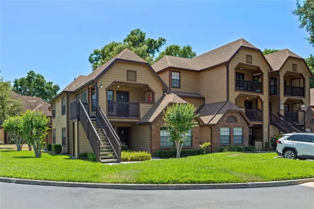 MLS: O6205158 Condo For Sale