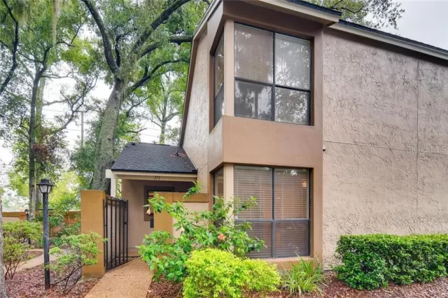 MLS: O6205795 Condo For Sale