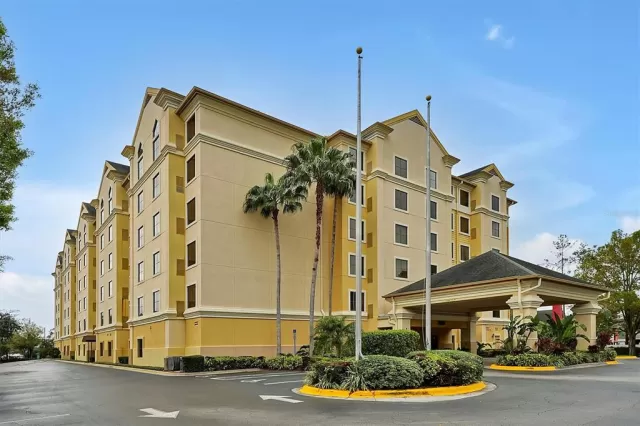 MLS: O6205901 Condo For Sale