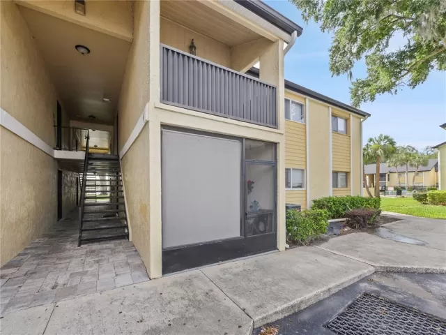 MLS: O6206698 Condo For Sale